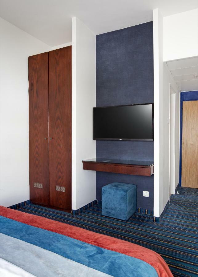 Mizpe Yam Boutique Hotel ネタニア 部屋 写真