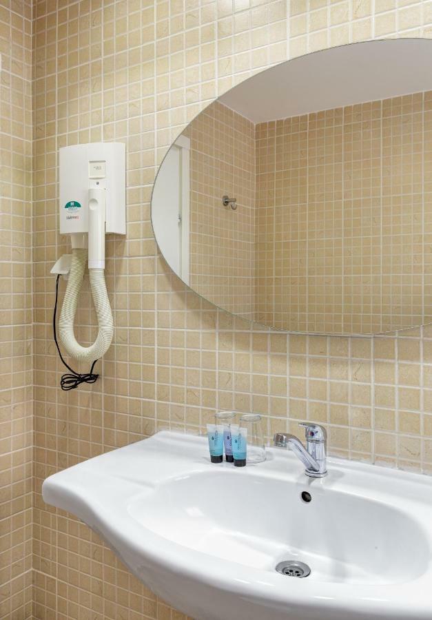 Mizpe Yam Boutique Hotel ネタニア エクステリア 写真